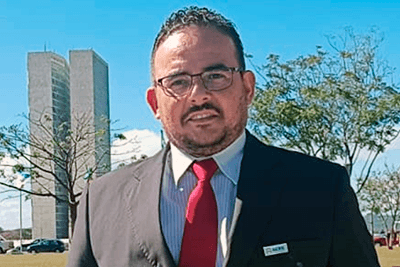 PAULO EDUARDO MARTINS DE ARAÚJO